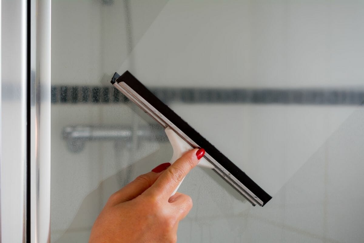 how to clean shower doors