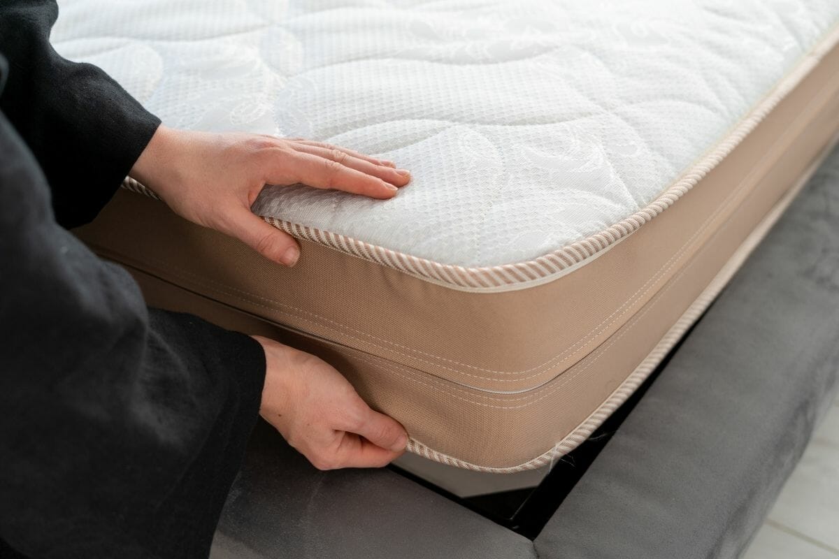 How to clean a memory foam mattress