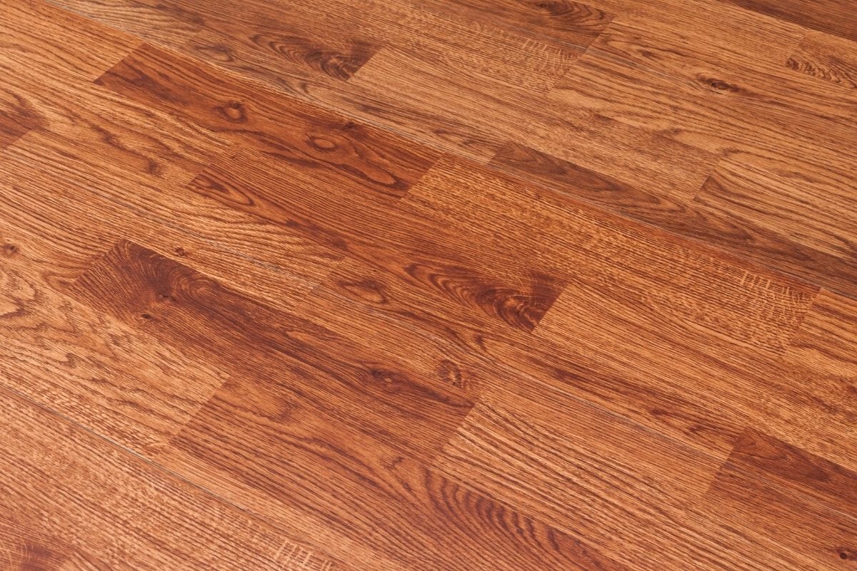 how to clean laminate floors without residue