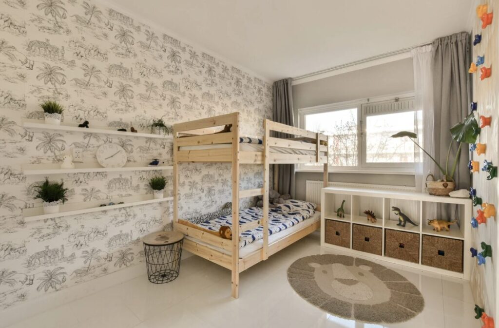 Ultimate Wallpaper Guide: How to Use Wallpaper Effectively for Your Decor Screen Shot 2024 09 13 at 8.17.57 pm